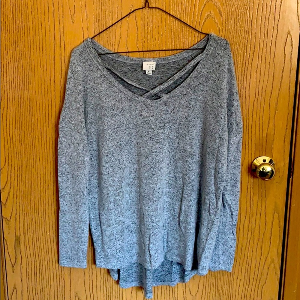Grey long sleeve sweater
